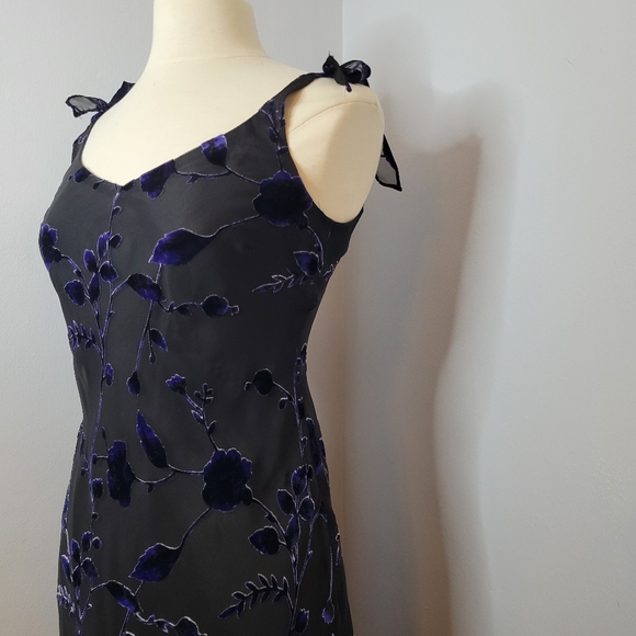 Whimsy Goth Witchy 2P Black Fairy Floral Dress Velvet Blue Flowers Evan Picone - Picture 9 of 9